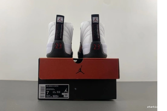 12 -162  Red Jordan CT8013 CT8013 -162 Taxi Retro 0129